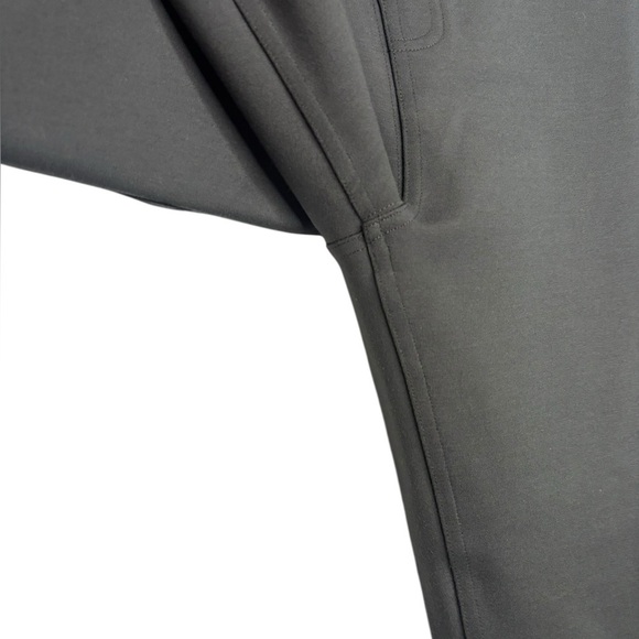 SPANX Solid Classic Grey Skinny Pants in 20202R Small - Picture 8 of 15